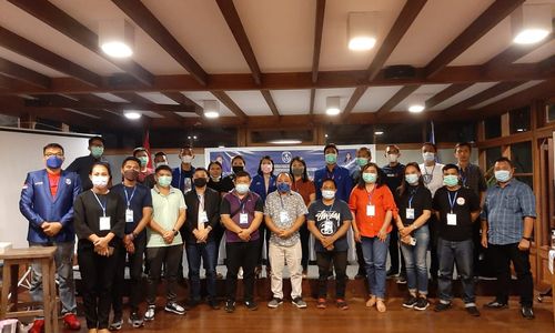 b40193bd-c7b3-4fd2-b699-deca82855cf4.jpg