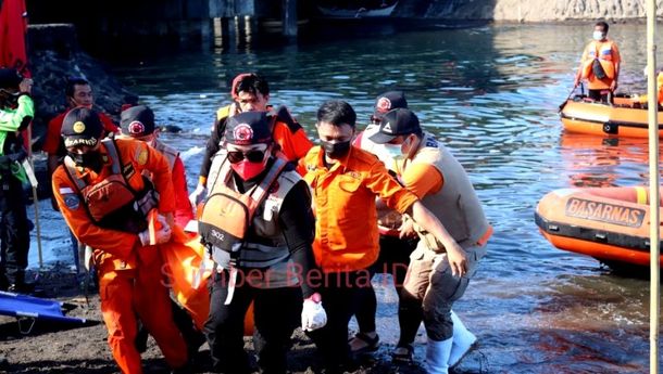 Ketua Baguna Manado, Jeane Laluyan Ikut dalam Pencarian Korban Tenggalam 