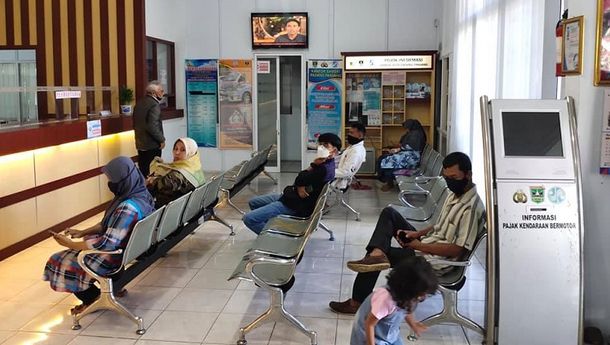 Samsat Kota Padang Panjang Lebihi Target Pembayaran Pajak Kendaraan Bermotor