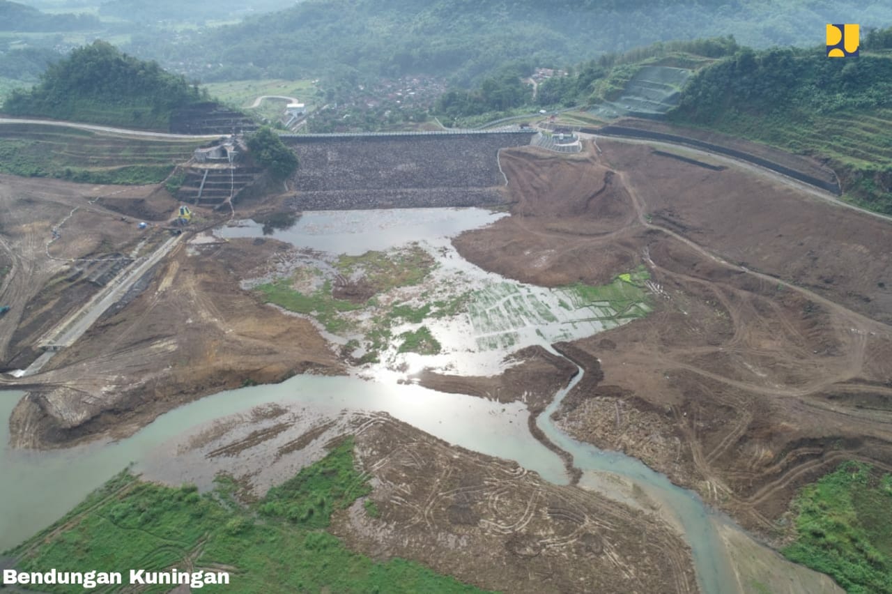 <p>Bendungan Kuningan akan menyuplai air bagi DI seluas 3.000 ha di beberapa daerah Jawa Barat bagian Timur dan sebagian Jawa Tengah. (Foto: Kementerian PUPR)</p>
