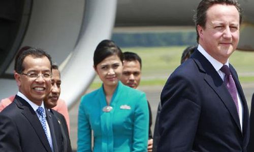 <p>Mantan Direktur Utama PT Garuda Indonesia (Persero) Tbk Emirsyah Satar (Kiri) / Istimewa</p>
