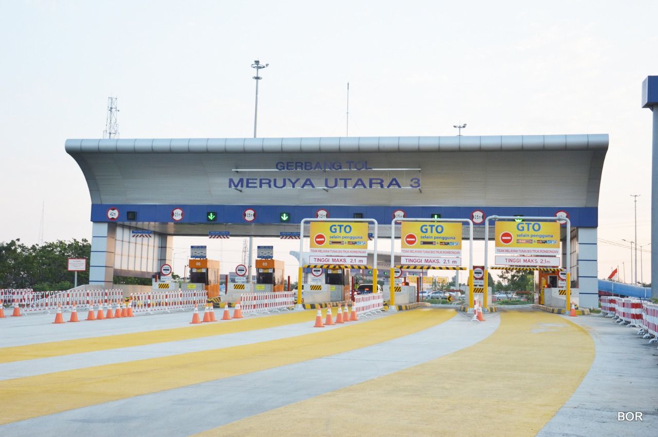 <p>Gerbang Tol Meruya Utara 3. Foto: Jasa Marga</p>
