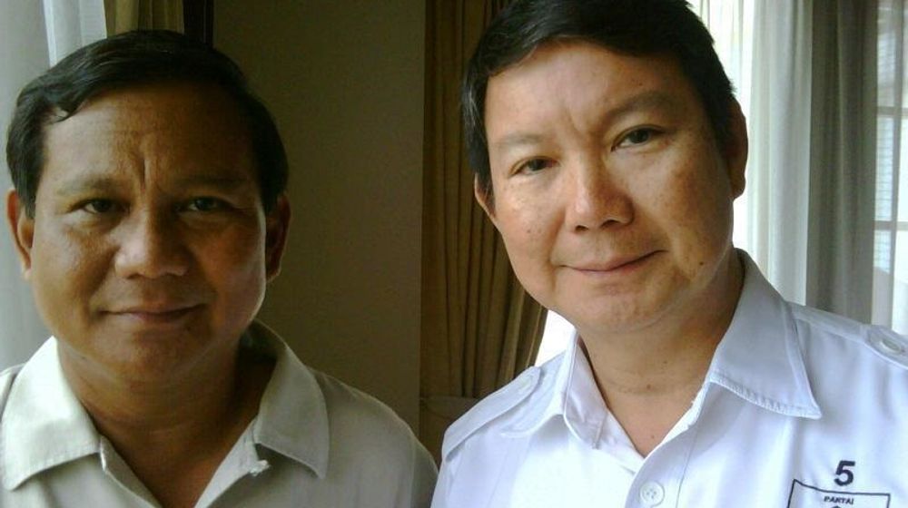 <p>Ketua Umum Partai Gerindra Prabowo Subianto dengan adiknya, Hashim Djojohadikusumo / Dok. Partai Gerindra</p>
