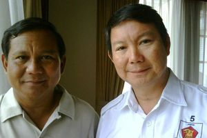 <p>Ketua Umum Partai Gerindra Prabowo Subianto dengan adiknya, Hashim Djojohadikusumo / Dok. Partai Gerindra</p>
