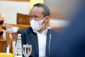 <p>Menteri Investasi/Kepala Badan Koordinasi Penanaman Modal (BKPM) Bahlil Lahadalia saat mengikuti rapat dengan komisi VI DPR RI, di kompleks Parlemen Senayan, Jakarta, Selasa, 8 Juni 2021. Foto: Ismail Pohan/TrenAsia</p>