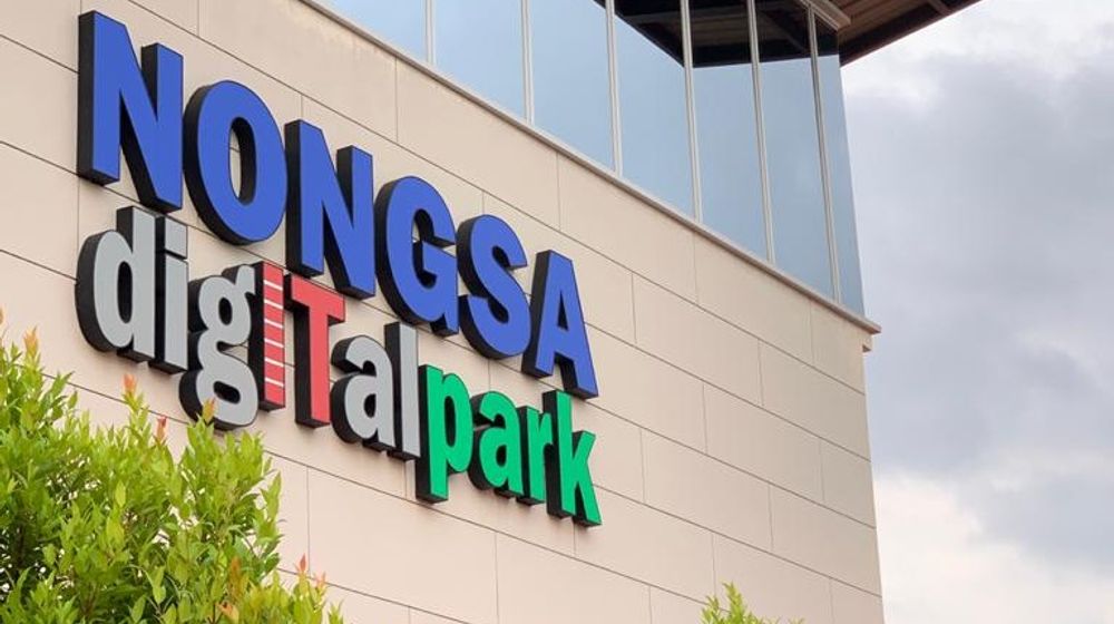 <p>Setelah ditetapkan sebagai KEK, akan dibangun lagi Movie Town, IT Office, IT Academi, Data Centre Commersial Area, fasilitas dan infrastruktur serta pengembangan Hotel dan Resort di Nongsa Digital Park. (Sumber: ekon.go.id)</p>
