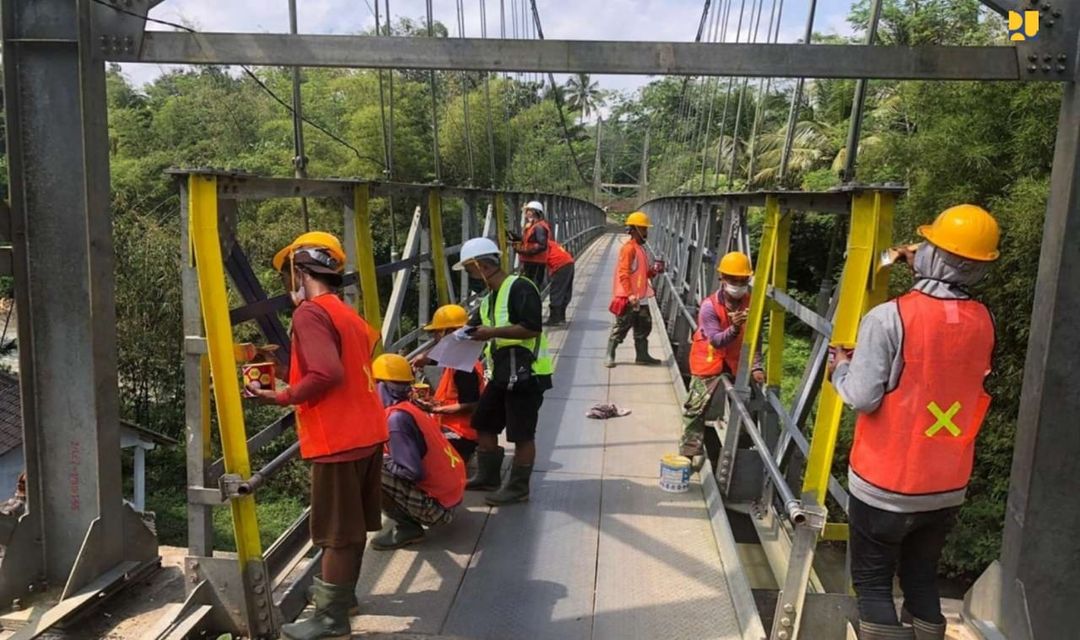 <p>Ilustrasi program padat karya tunai jembatan. (Foto: Kementerian PUPR)</p>
