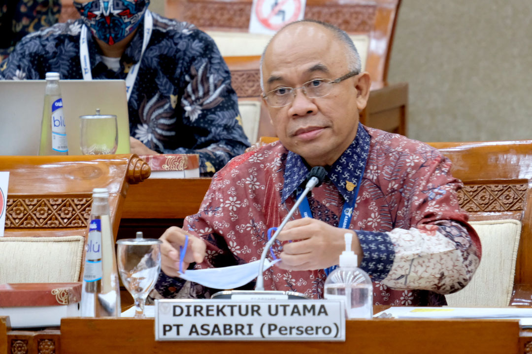 <p>Direktur Utama PT ASABRI (Persero) Wahyu Suparyono mengikuti rapat dengar pendapat dengan Komisi VI DPR di Kompleks Parlemen, Senayan, Jakarta, Rabu, 9 Juni 2021. Foto: Ismail Pohan/TrenAsia</p>
