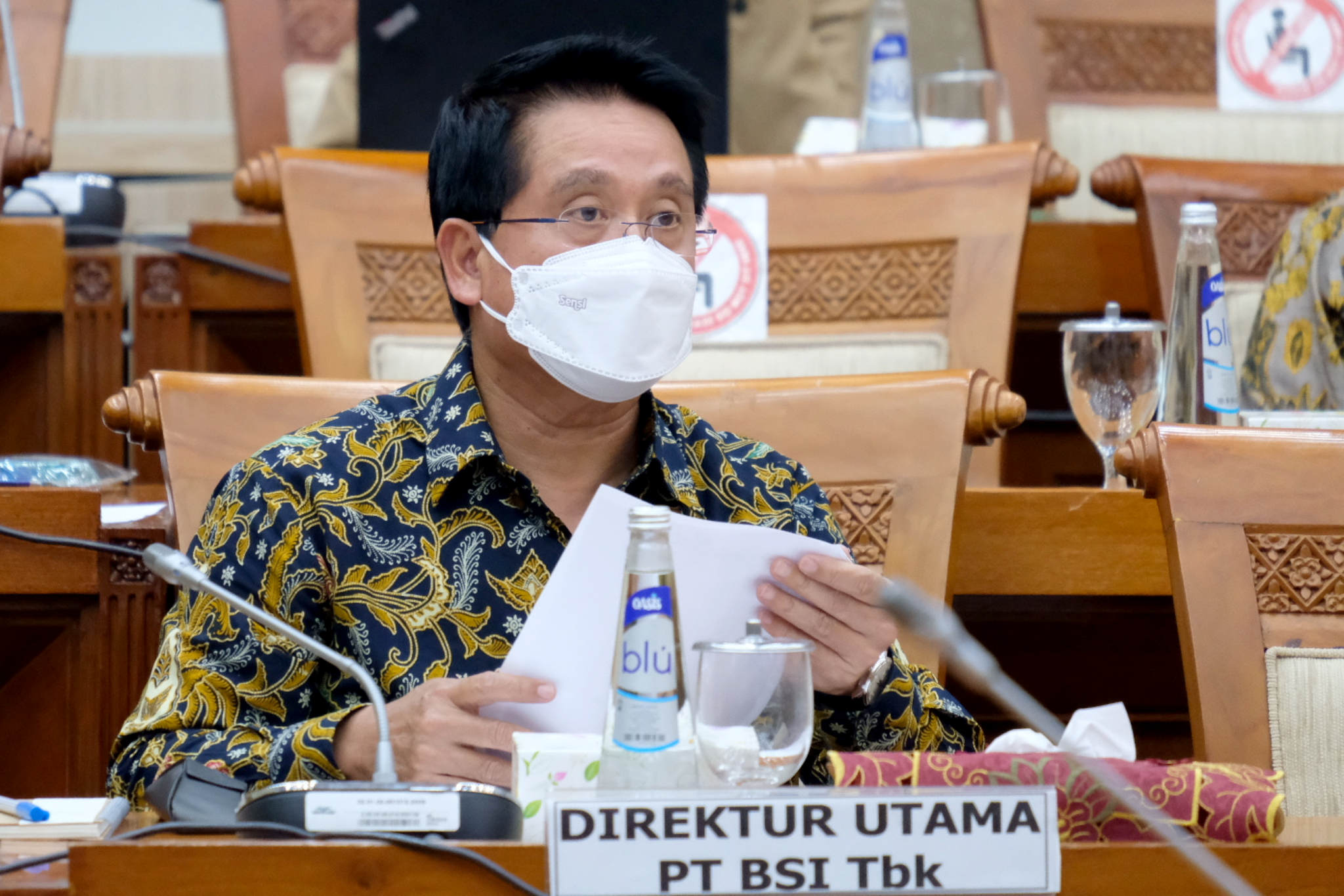 <p>Direktur Utama Bank Syariah Indonesia (BSI) Hery Gunardi saat menghadiri rapat dengar pendapat dengan Komisi VI DPR RI, di kompleks Parlemen Senayan, Jakarta, Senin, 14 Juni 2021. Foto: Ismail Pohan/TrenAsia</p>
