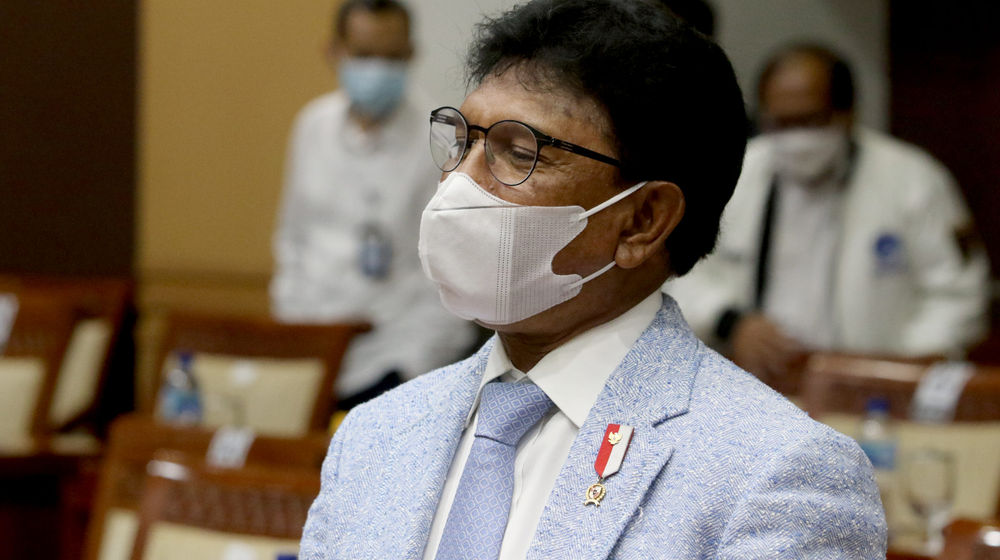 <p>Menteri Komunikasi dan Informatika (Menkominfo) Johnny G Plate bersiap mengikuti rapat kerja dengan komisi I DPR RI di kompleks Parlemen Senayan, Jakarta, Senin, 7 Juni 2021. Foto: Ismail Pohan/TrenAsia</p>

