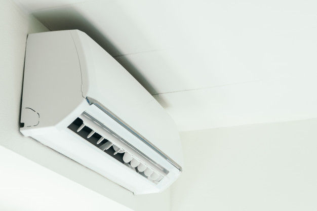 <p>Inilah cara mengurangi biaya tagihan listrik AC saat musim kemarau/freepik.com</p>
