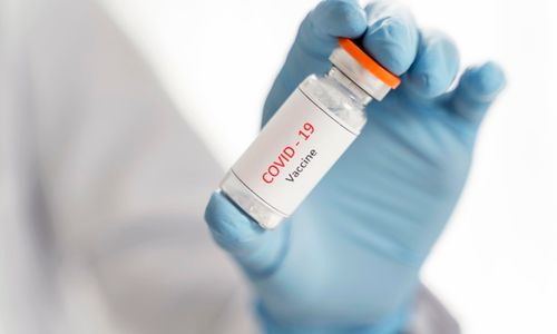 Benarkah kedua dosis vaksin yang didapat harus berjenis sama agar efektif melindungi tubuh dari COVID-19? Ini Penjelasannya