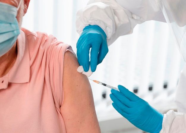 Ketahui Dosis dan Rentang Waktu Penerimaan Vaksin COVID-19
