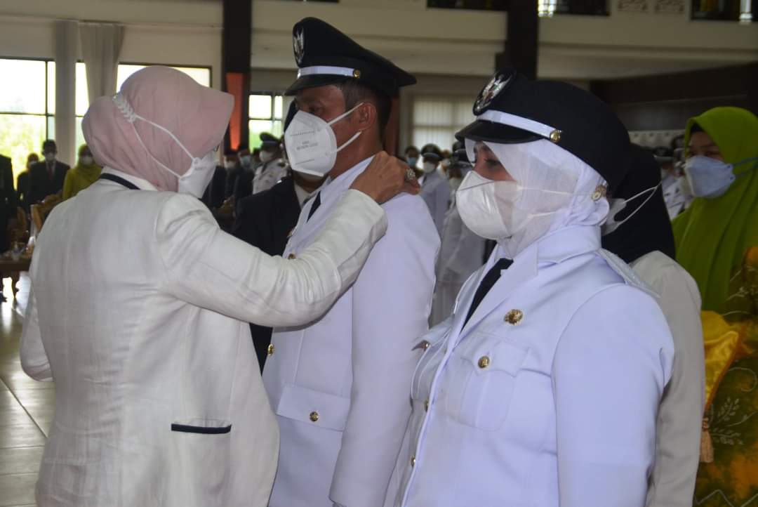 Bupati Barito Kuala melantik 164 Kepala Desa