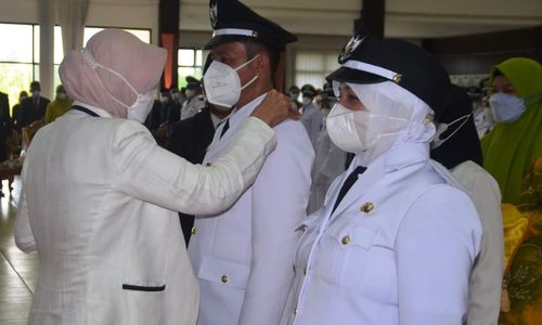 Pelantikan kepala desa Batola.jpeg