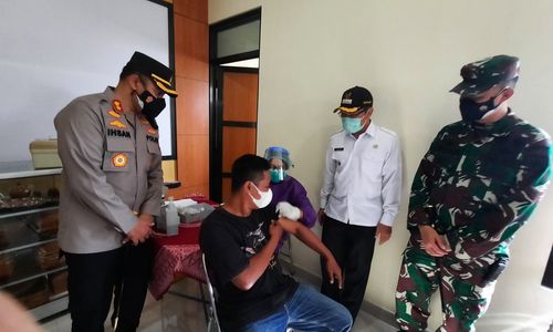 pelaku usaha pantai.jpg