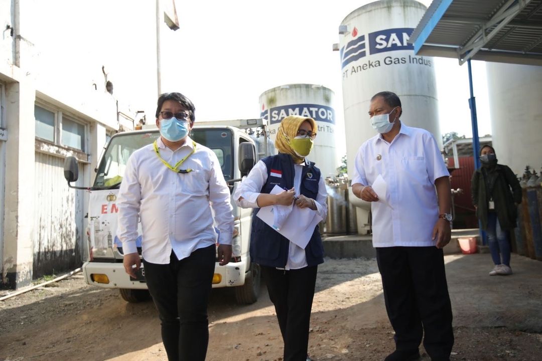 Wali Kota Bandung Oded M. Danial di Aneka Gas Industri, Jalan Industri, Rabu, 7 Juli 2021. 