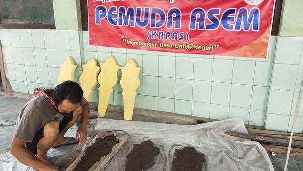 Karta Heppiii Community Madiun Sediakan Nisan Hingga Tenda Gratis untuk Pemakaman Warga