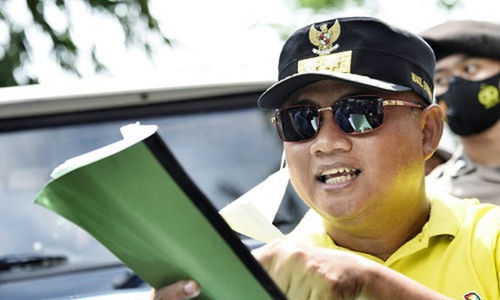 Uu-Ruzhanul-Sidak-Tambang-di-Desa-Padakembang-Tasikmalaya.jpg
