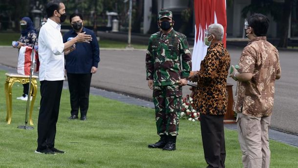 Ringankan  Penderitaan Akibat Covid-19, Presiden Lakukan  Pembagian Obat Isoman Gratis untuk Rakyat