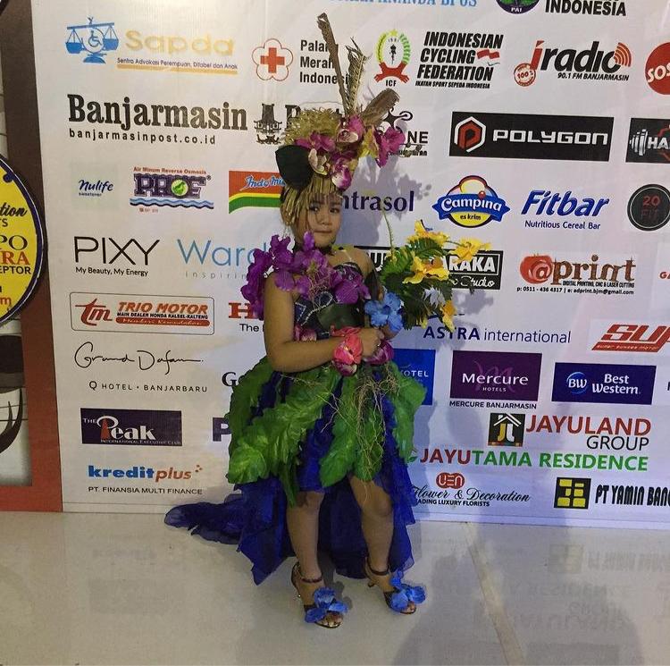 Khanza usai tampil di pentas Fashion Show.