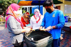 Buka Dapur Umum Untuk Bantu Warga.jpg