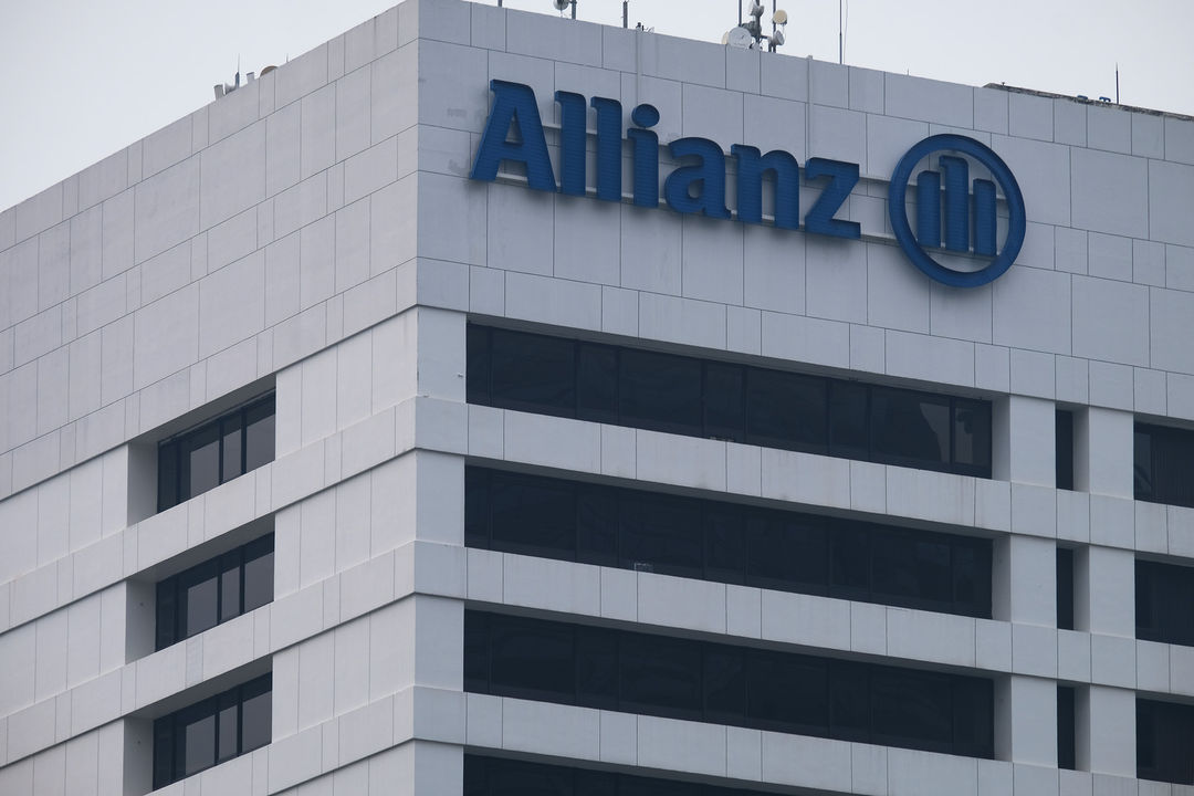 Gedung Asuransi Allianz di kasawan Sudirman, Jakarta. Foto: Ismail Pohan/TrenAsia