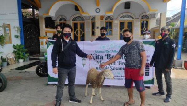 33 Komunitas di Jember Antusias Gelar Program Tebar Paket Daging Kurban 1442H