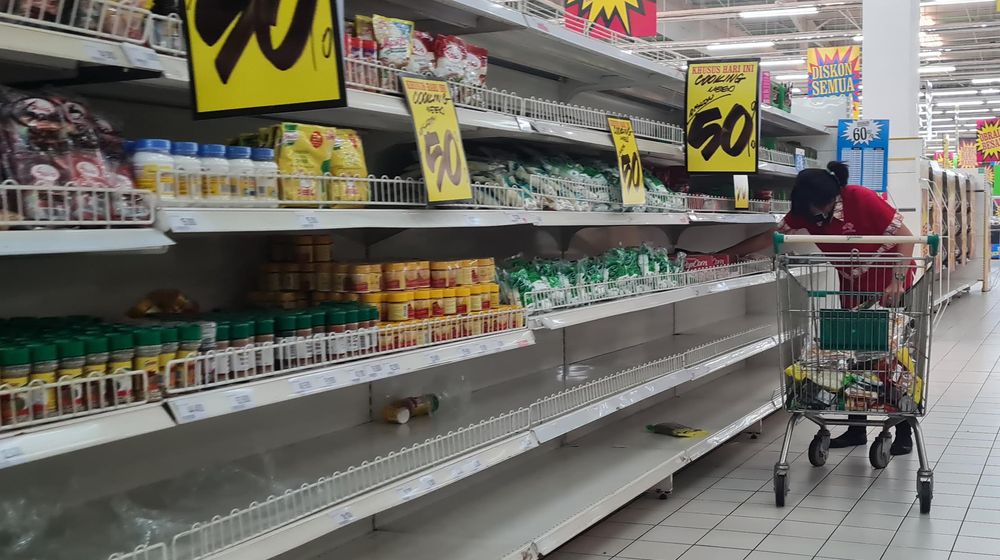 Jelang Penutupan Supermarket Giant .jpg