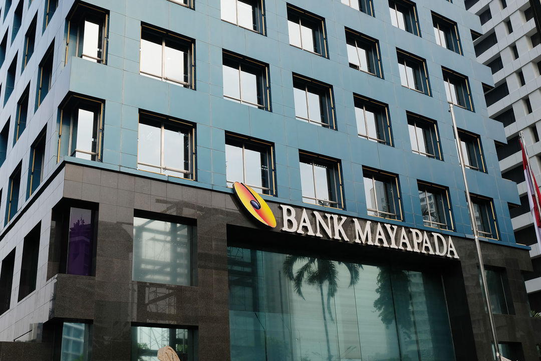 Gedung Bank Mayapada di kawasan Jalan Sudirman, Jakarta. 