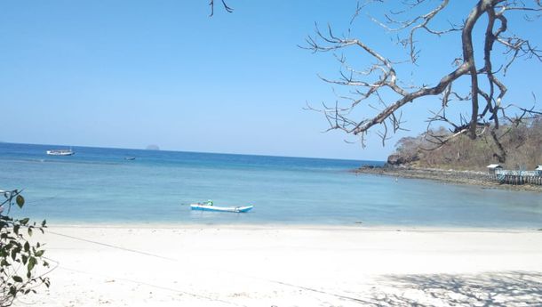 Maju Mundur Wisata Pantai Oa, Ini Penyebabnya