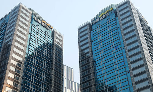 Gedung Menara Bank Mandiri di kawasan Sudirman, Jakarta. Foto: Ismail Pohan/TrenAsia