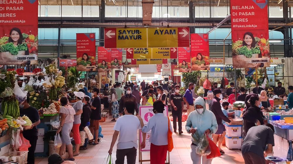 Aktifitas Berbelanja Kebutuhan Pokok .jpg