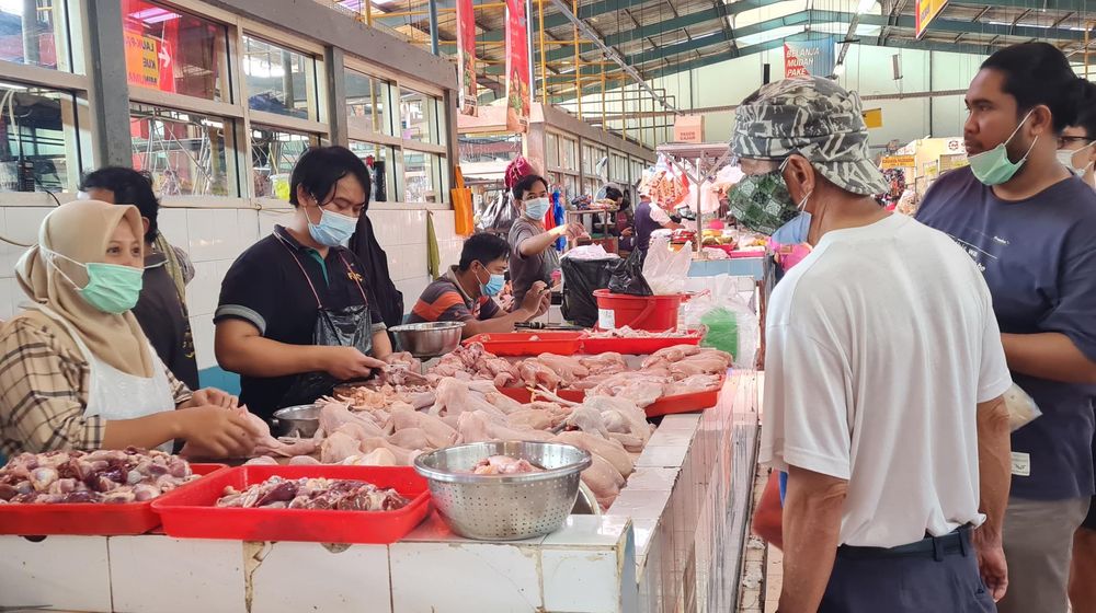 Aktifitas Berbelanja Kebutuhan Pokok .jpg