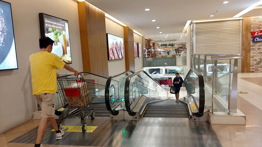 Mal Jakarta Tutup .jpg