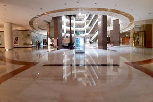 Mal Jakarta Tutup .jpg