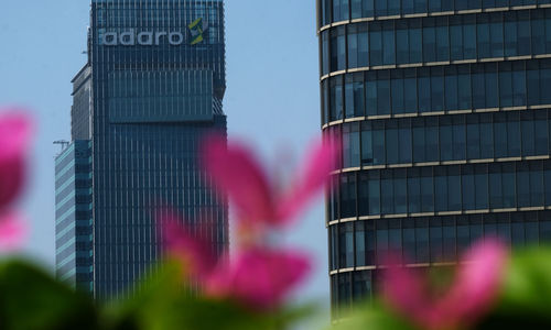 Gedung Adaro .jpg