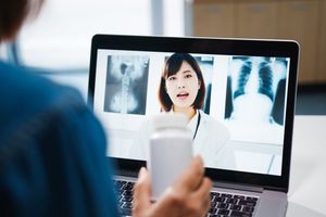 Inilah daftar aplikasi telemedicine yang dapat digunakan untuk konsultasi dan mendapat obat gratis saat isolasi mandiri