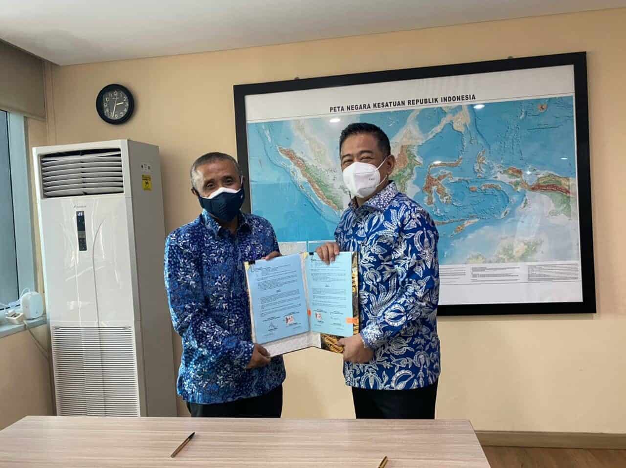 Dokumentasi penandatanganan nota kesepahaman terkait jasa layanan bunkering MFO di Selat Sunda antara Krakatau International Port dengan PT Pertamina Patra Niaga di Jakarta, Rabu (4/8/2021). 