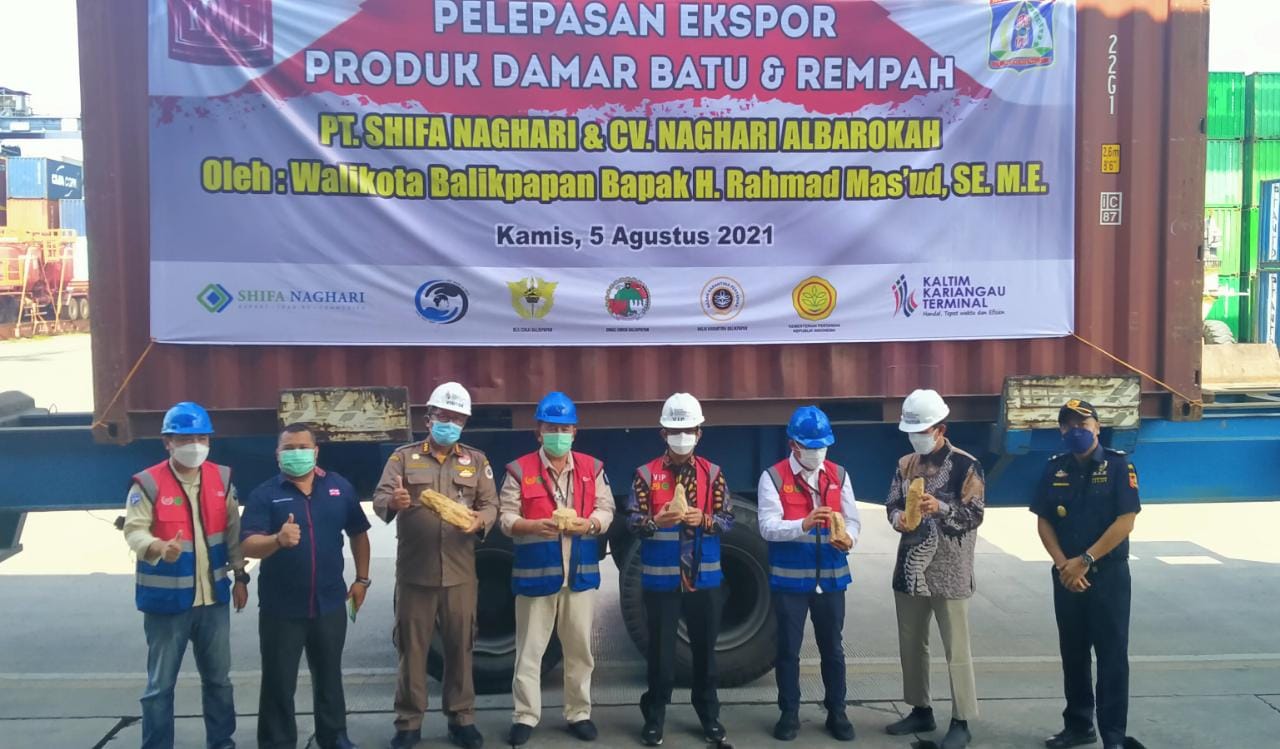 Pelepasan ekspor getah damar di Pelabuhan Peti Kemas Kariangau KKT pada Kamis (5/8/2021)