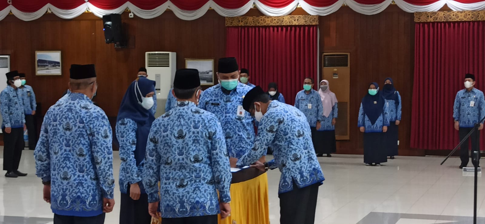 Mutasi dan Pelantikan pejabat Pemerintah Kota Balikpapan eseleon III dan IV pada Kamis (5/8/2021)