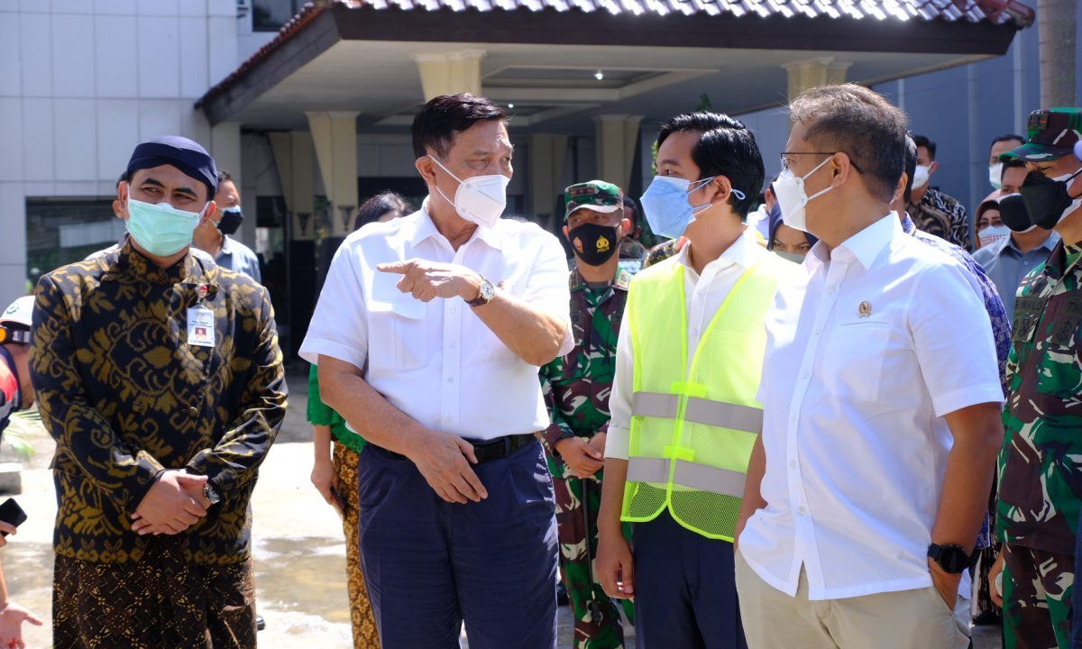 Menko Marvest Luhut Panjaitan saat berkunjung ke Solo