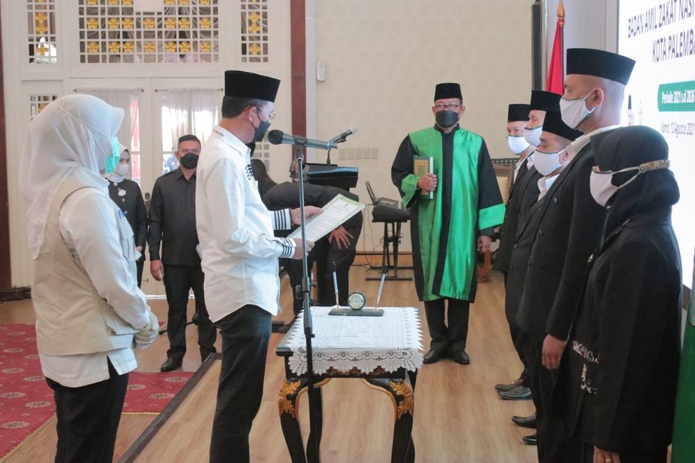 Pengurus Baznas Baru Dilantik, Walikota Palembang Pesan Kumpulkan Zakat ASN
