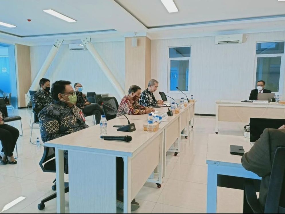 Untag Surabaya.jpg
