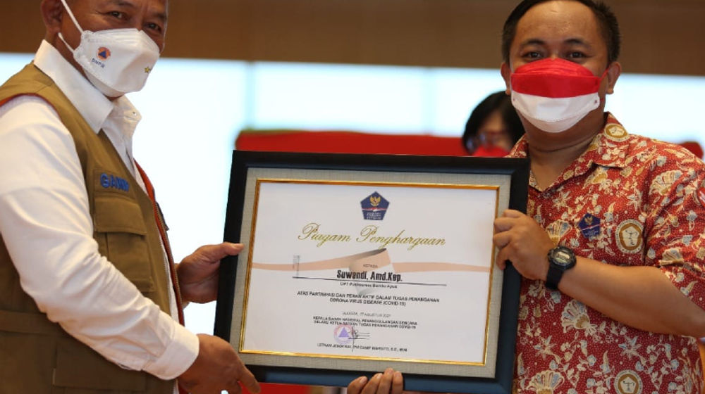 Jadi Pahlawan COVID-19, Pemerintah Beri Penghargaan kepada Nakes.jpg