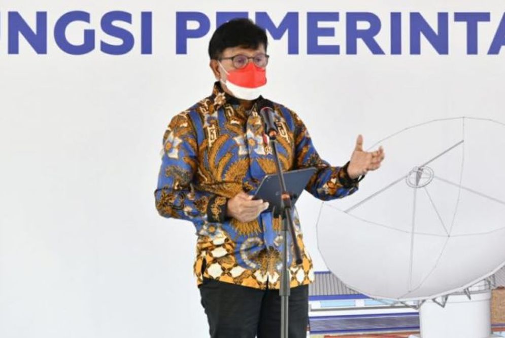 menteri johnny.JPG