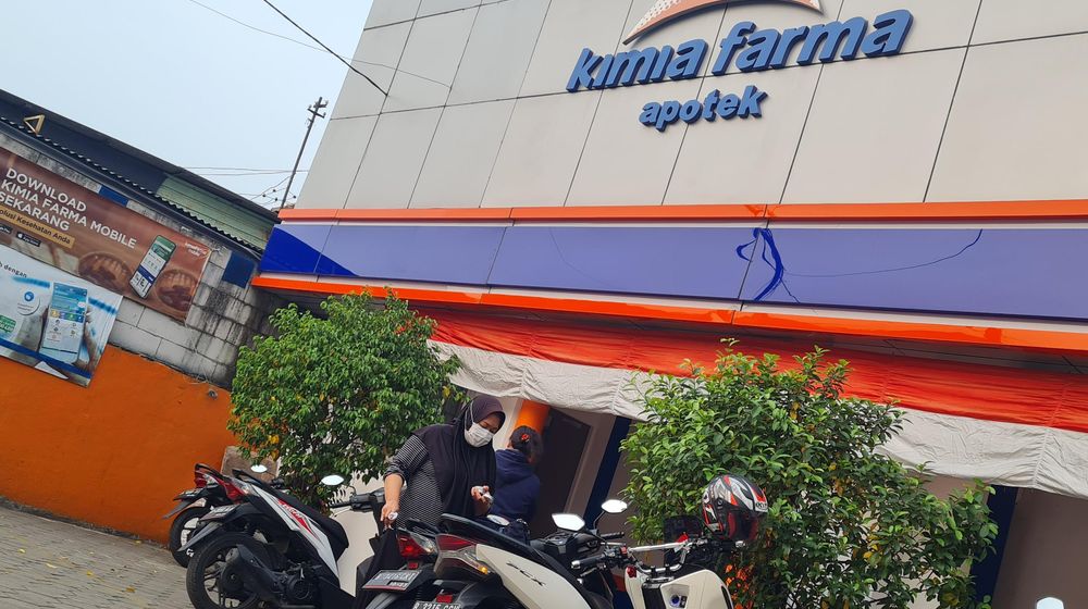 Ilustrasi Kimia Farma - Panji 6.jpg