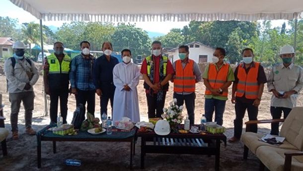 Hadiri Pemberkatan dan Peletakan Batu Pertama Labkesda, Ini Harapan Bupati Sikka