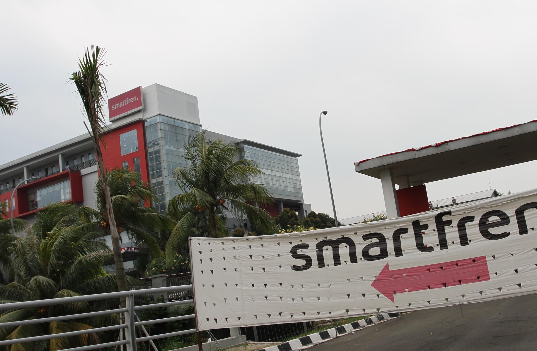 Galeri Smartfren di kawasan BSD Tangerang, Jumat 20 Agustus 2021. Foto : Panji Asmoro/TrenAsia