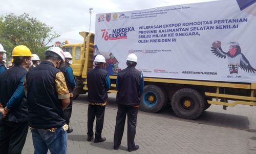 Syafrizal lepas ekspor Komoditas Pertanian.jpg